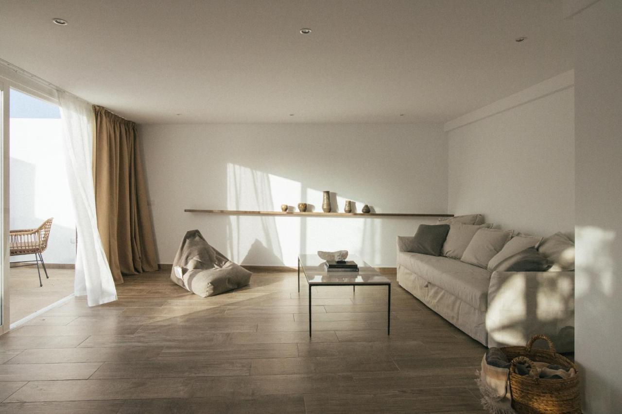 Alava Suites Costa Teguise Exteriör bild