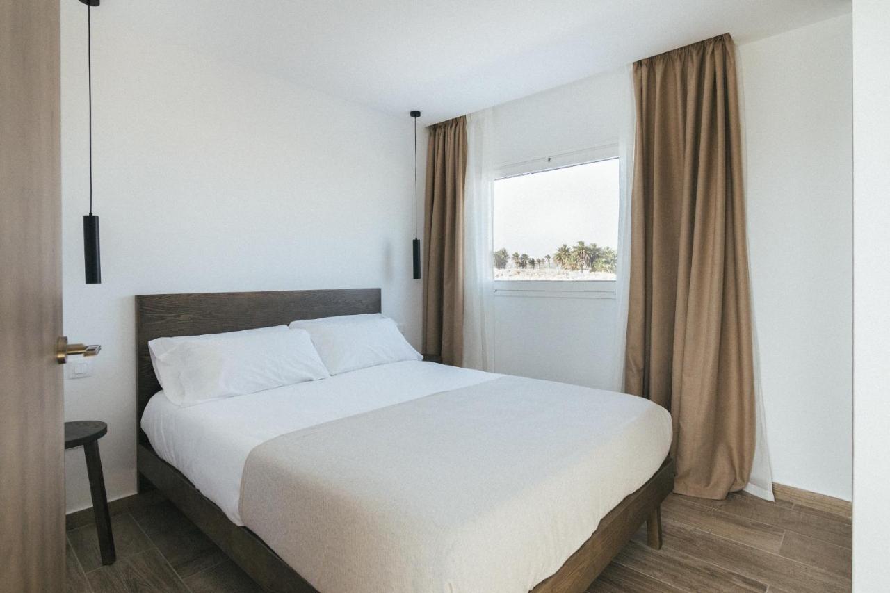 Alava Suites Costa Teguise Rum bild